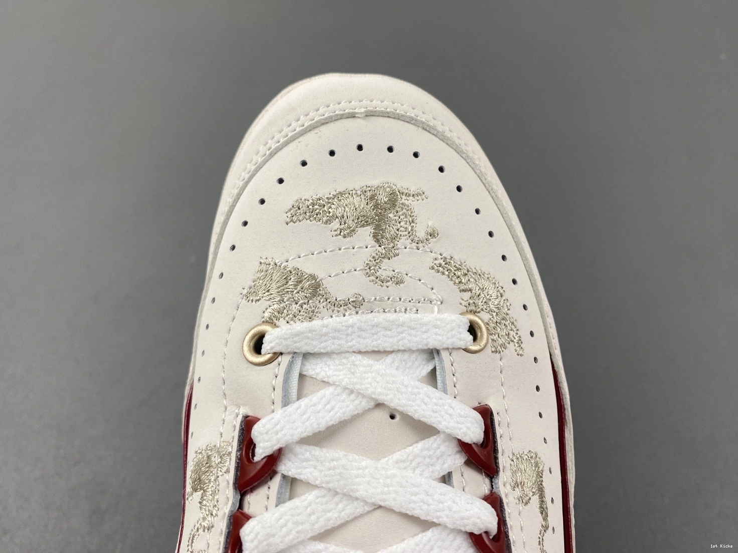 FJ3468-100 Year Retro the Dragon of Jordan Low 2 Men's - 0128